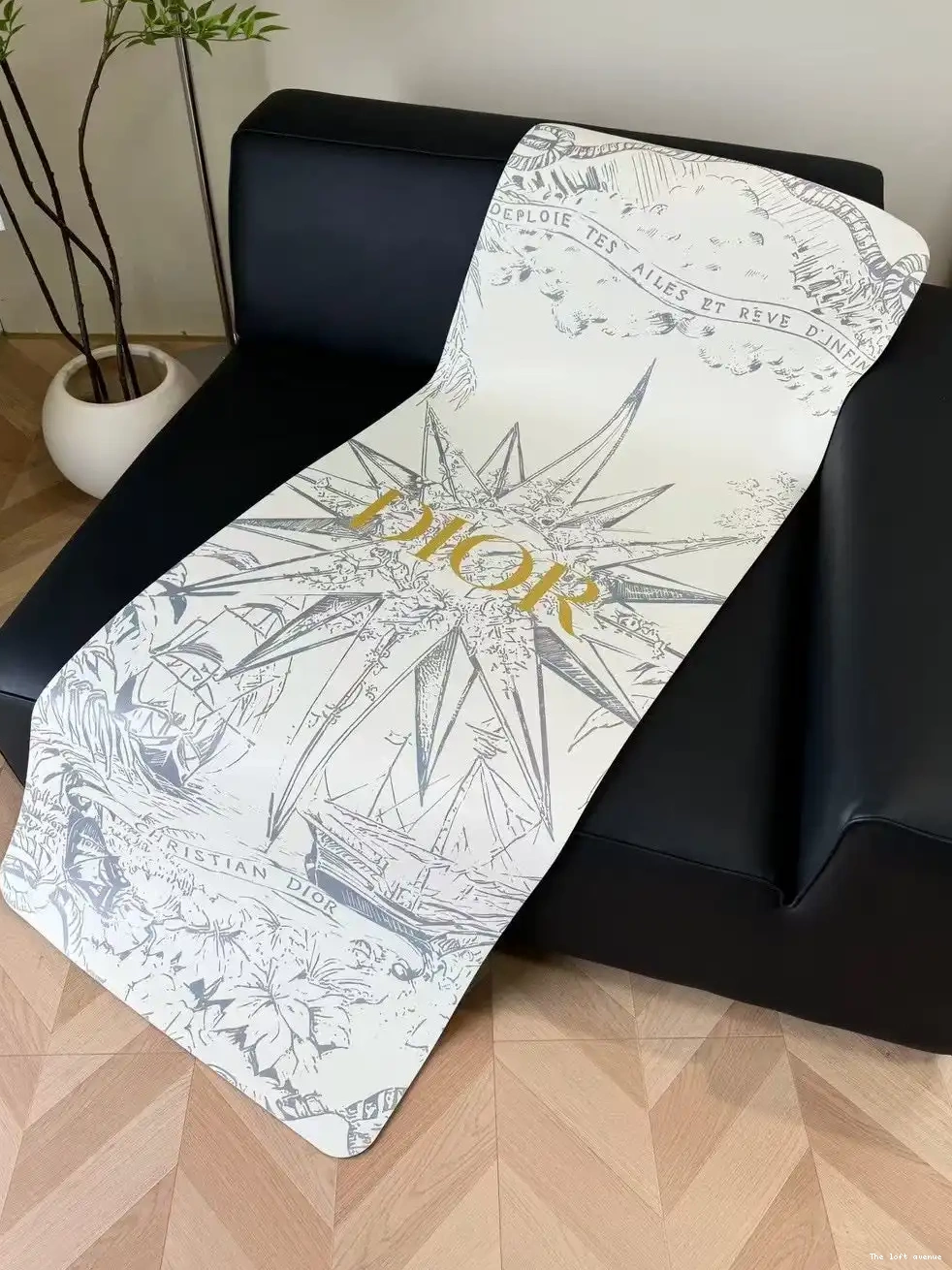 MAT 1.0 CHRISTIAN YOGA 0627